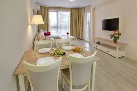 White Rock Castle Suite & SPA - 42