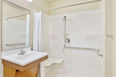 WoodSpring Suites - 25