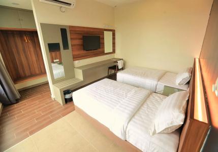Pantai Regal - 2