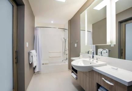 SpringHill Suites by Marriott Miami Doral - 20