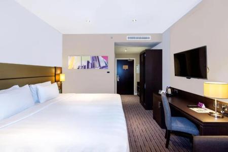 Premier Inn Dubai Al Jaddaf - 52