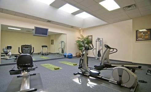 Marco LaGuardia & Suites - 14
