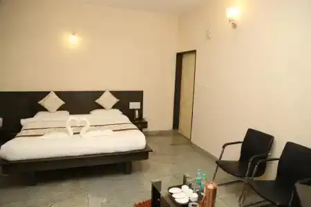 Soundarya - 36