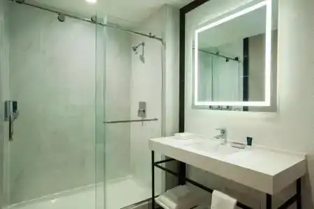 Four Points by Sheraton Manhattan Midtown West - 26