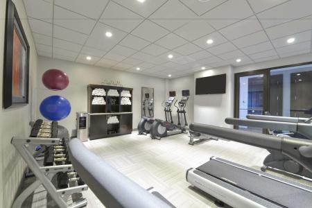 Fairfield Inn & Suites by Marriott Boston - 17