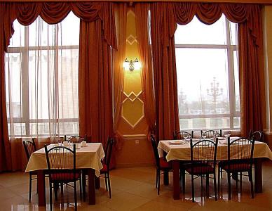 Golden Palace - 27