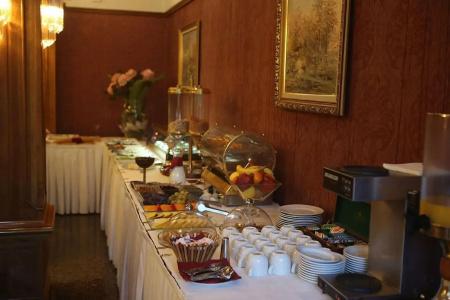 Grand & Spa Tirana - 14