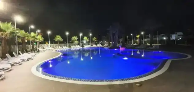 Henry Resort & Spa - 11