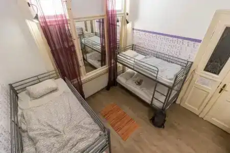 Baroque Hostel & Coworking - 27