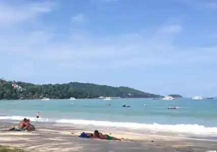 Armoni Patong Beach - 17
