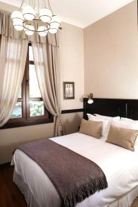 Boutique Castillo Rojo - 42