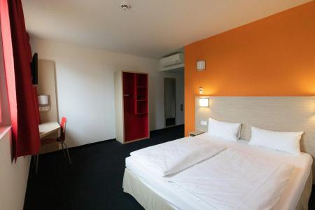 b&b Frankfurt-Airport - 2