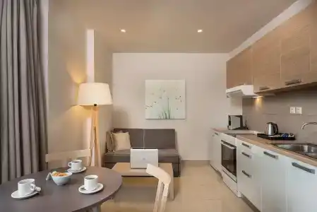 Trianon Luxury  & Suites - 254