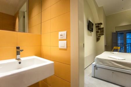 Little Italy Boutique Hostel - 41