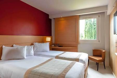 Best Western Plus Le Lavarin - 38