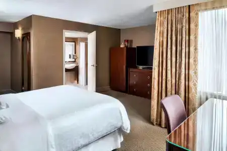 Sheraton Centre - 60