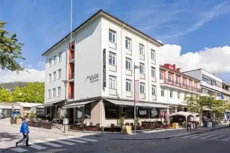 Hotell - 0