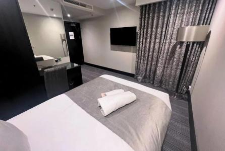 Hatton Garden - 30