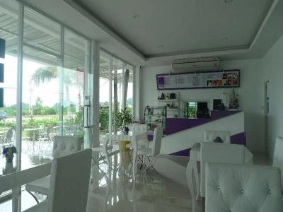 Phet Cha-am Plaza and Resort - 7