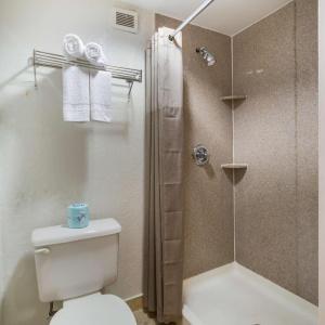 Budgetel Inns & Suites - Atlanta Galleria Stadium - 33