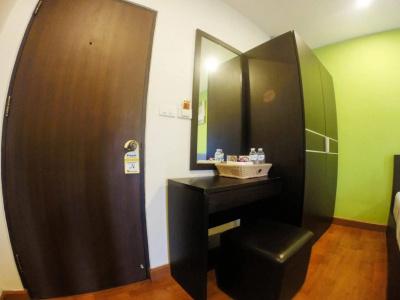 Khaosan Park Resort - 7
