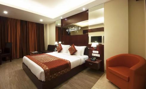 Golden Grand - 43