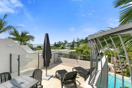 Noosa Blue - 176