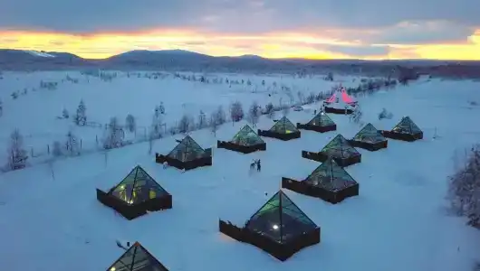 Aurora Pyramids & Taivaanvalkeat - 19