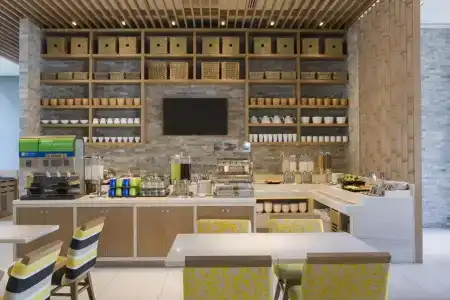 Holiday Inn Express Phuket Patong Beach Central, An Ihg - Sha Plus - 40