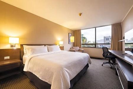 Holiday Inn Express -, An Ihg - 72