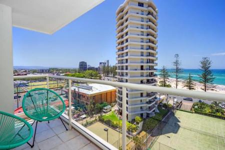 Burleigh Beach Tower - 49