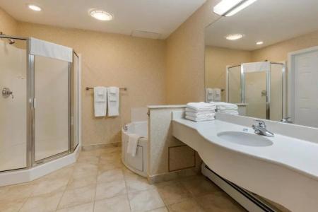 Ogunquit and Suites - 8