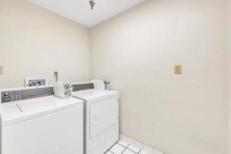 City Center Inn - 22