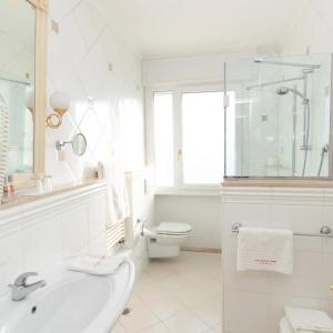 Universal Terme - 34