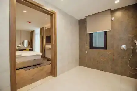 La Quinta by Wyndham Batumi - 23