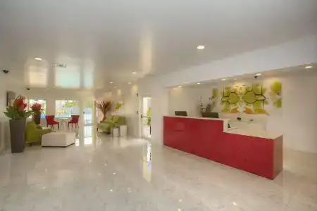 SureStay Plus by Best Western Orlando International Drive - 26