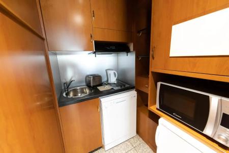 Goldstar  & Suites - 21