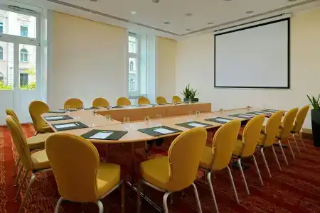 Courtyard by Marriott Budapest City Center - 31