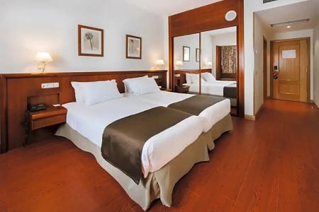 Rafaelhoteles Ventas - 56