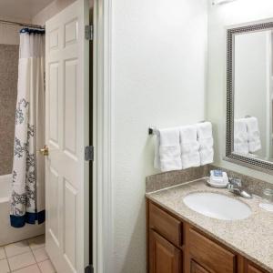 Residence Inn Country Club Plaza - 17