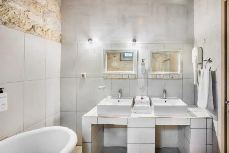 Petrino Suites - 114