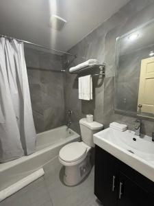 Howard Johnson by Wyndham Long Island City - 20