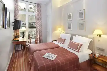 Relais Du Louvre - 57