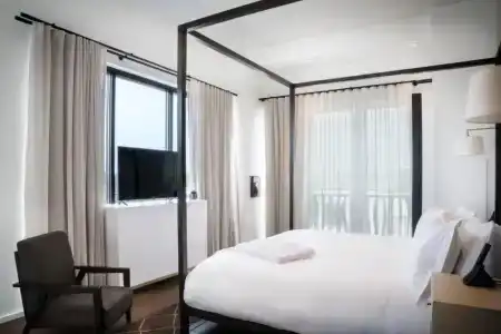 Halcyon - A in Cherry Creek - 81