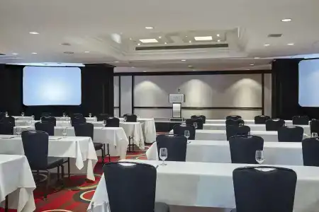 Hyatt Regency - 11