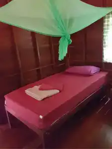 Phanom Bencha Mountain Resort - 29
