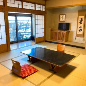 Kimiyoshi - 18