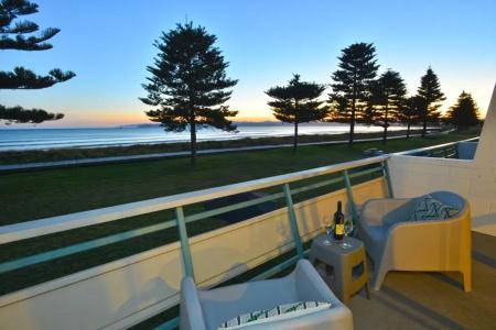 Whispering Sands Beachfront - 70