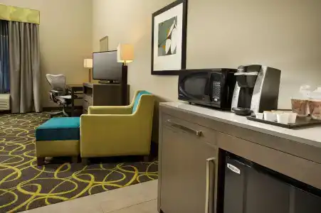 Hilton Garden Inn - 40