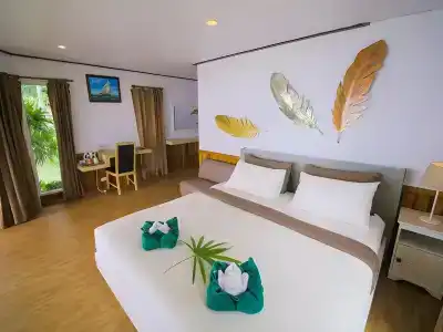 Makathanee - 23